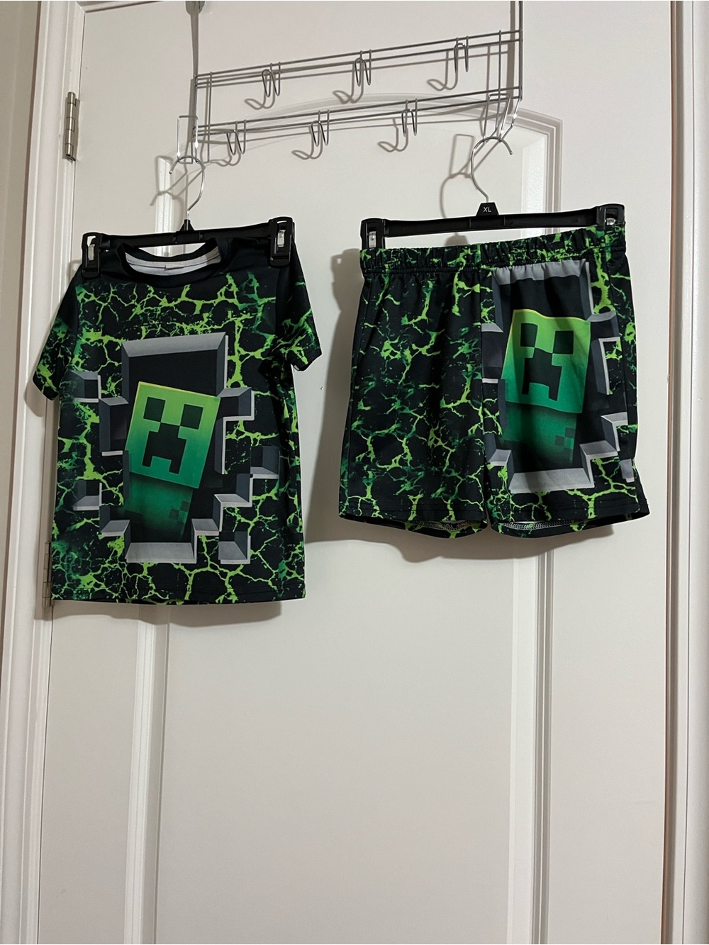 Kids Green Creeper Pajama Set - Licensed Gaming Graphic